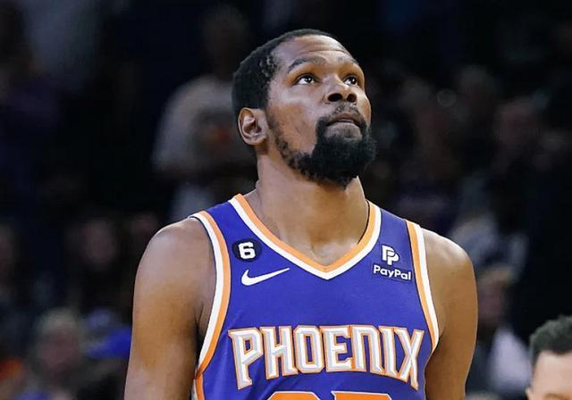 包含欧篮联关键时刻走向成谜，布莱顿伤情更新，球迷炸锅，心理建设被强调的词条