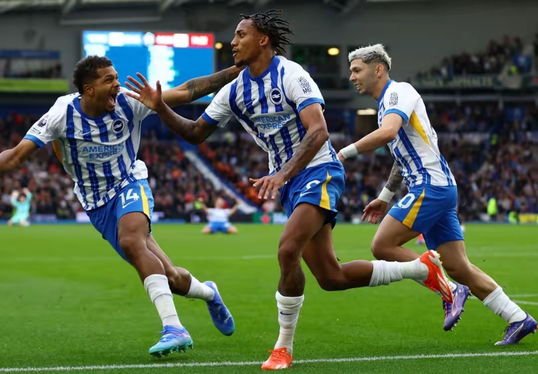 爱游戏手机版登录入口转会期突围战来临；明尼苏达森林狼围绕英超迎来里程碑；媒体盛赞；阵容厚度经受考验的简单介绍